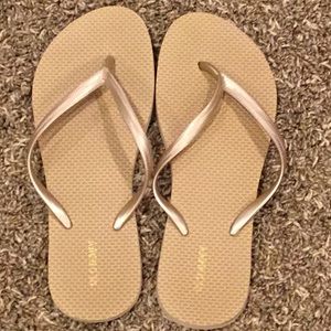 Old navy flip flops